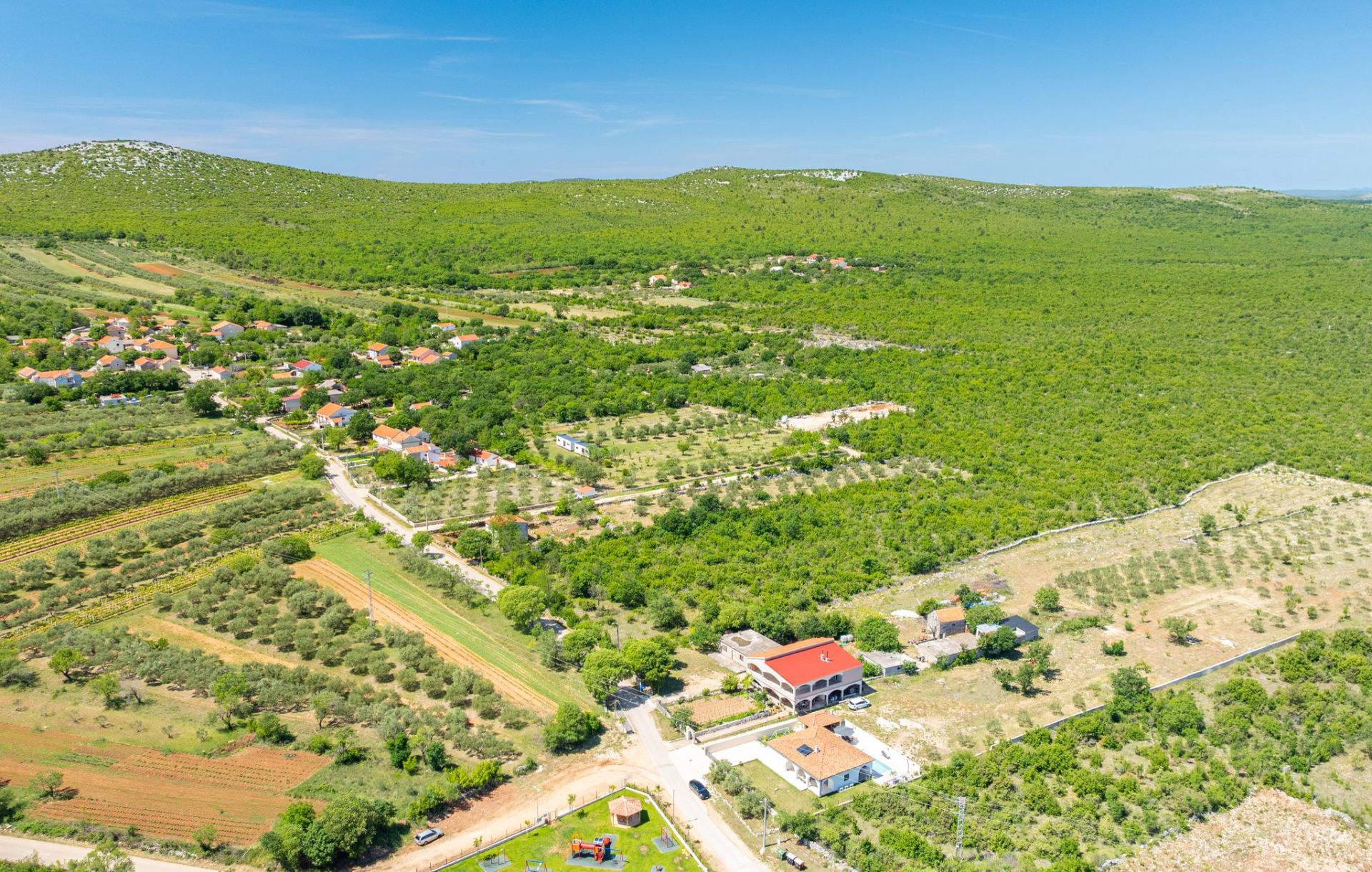 Pogled iz zraka na Bila Vlaka